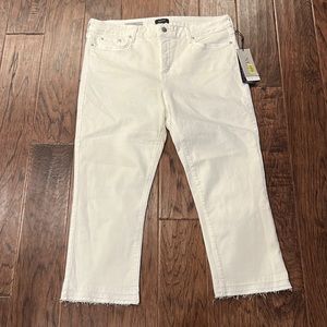 NWT NYDJ white Capri